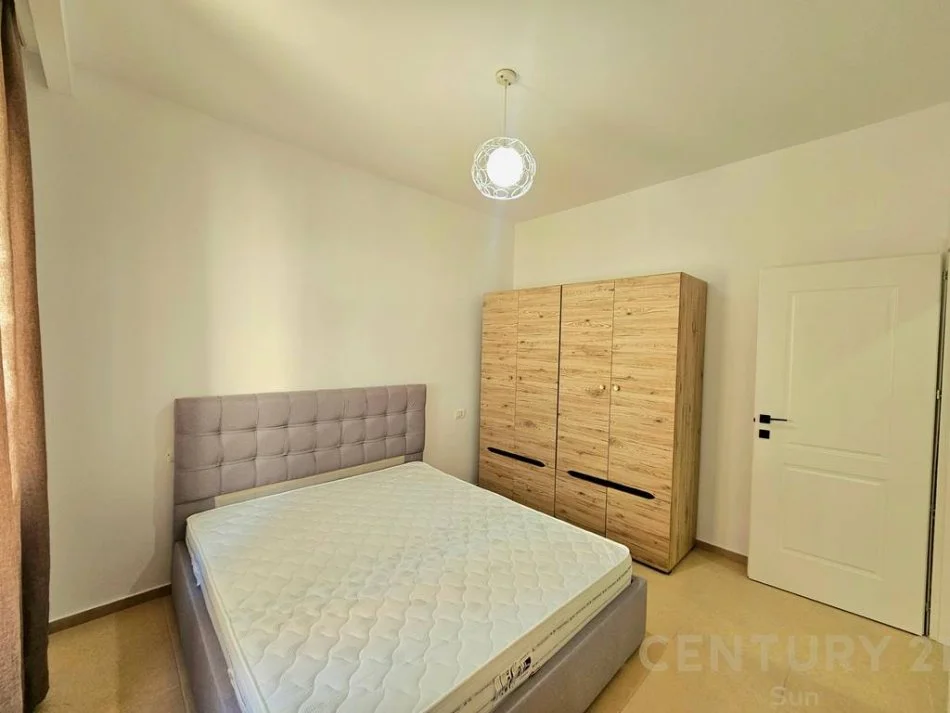 Tirane, jap me qera apartament 2+1+Ballkon , 100 m² 500 € (KOPSHTIT BOTANIK)