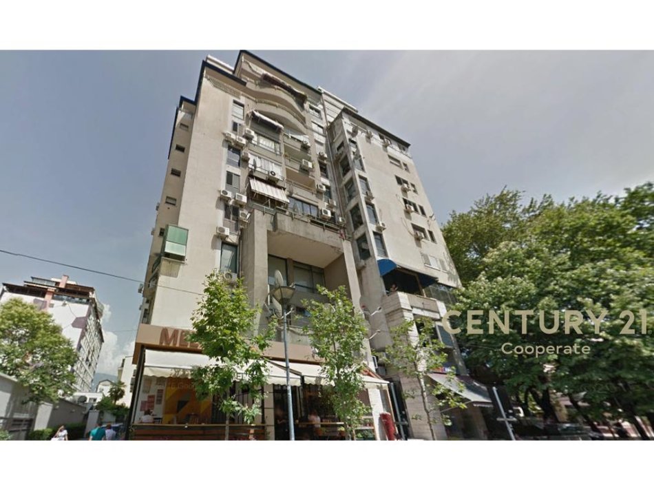 Tirane, shes apartament 2+1 Kati 5, 120 m² 450.000 € (prane Kryeministrise)