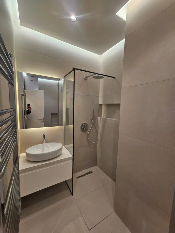 Tirane, shitet apartament 2+1 Kati 3, 107 m² 275.000 € (Tefta tashko)