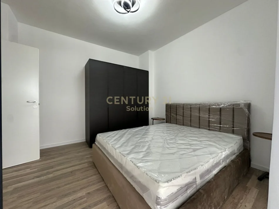 Tirane, jepet me qera apartament 2+1 Kati 9, 87 m² 800 € (Bulevardi i Ri)