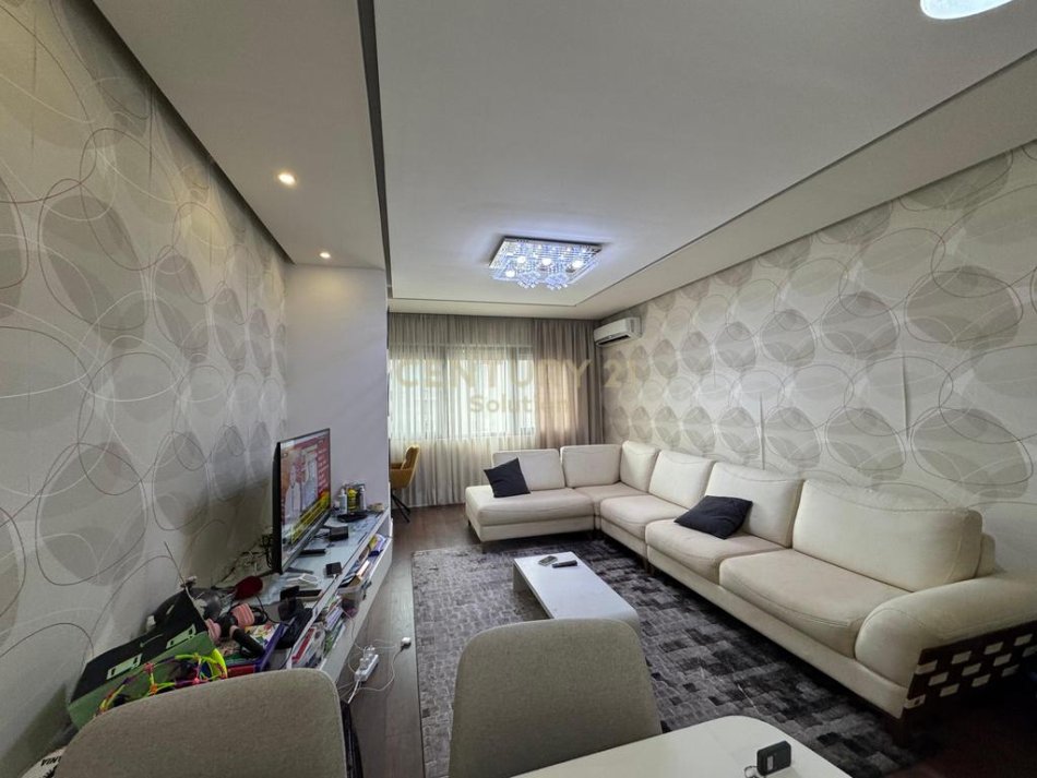 Tirane, shes apartament 2+1 Kati 9, 102 m² 170.000 € 