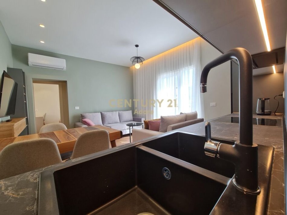 Tirane, shes apartament 2+1 Kati 4, 105 m² 255.000 € (21)