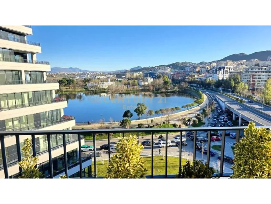 Tirane, jepet me qera apartament 3+1+Ballkon Kati 7, 165 m² 2.500 € (ENT117868)