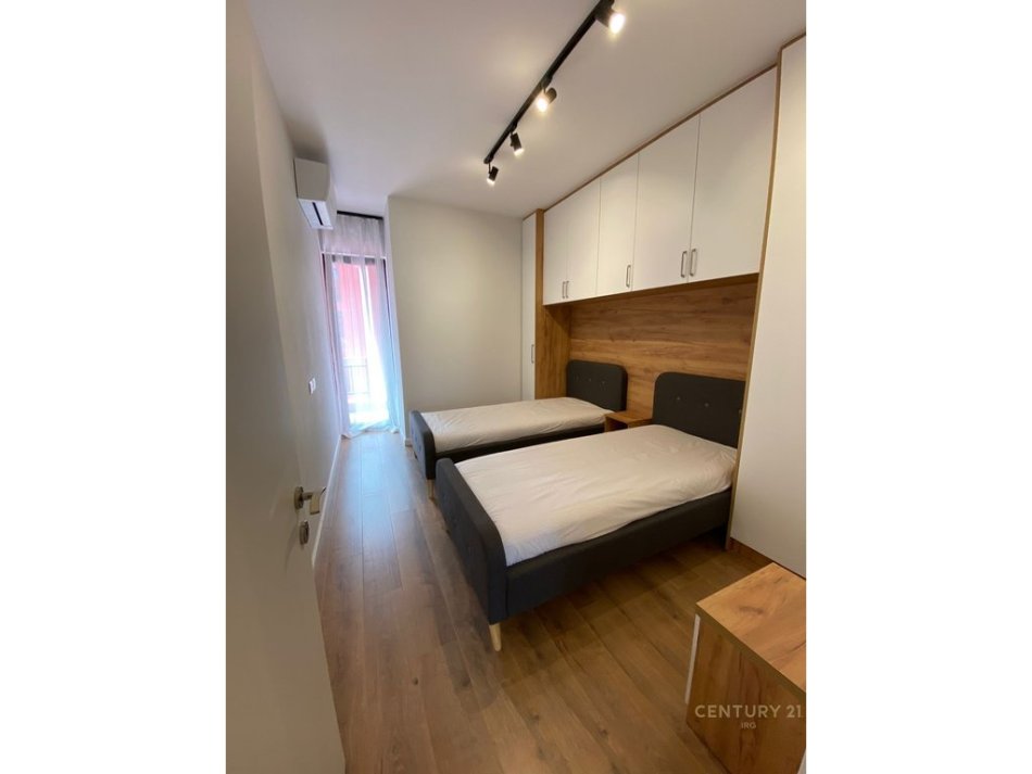 Tirane, shes apartament 2+1 Kati 6, 97 m² 