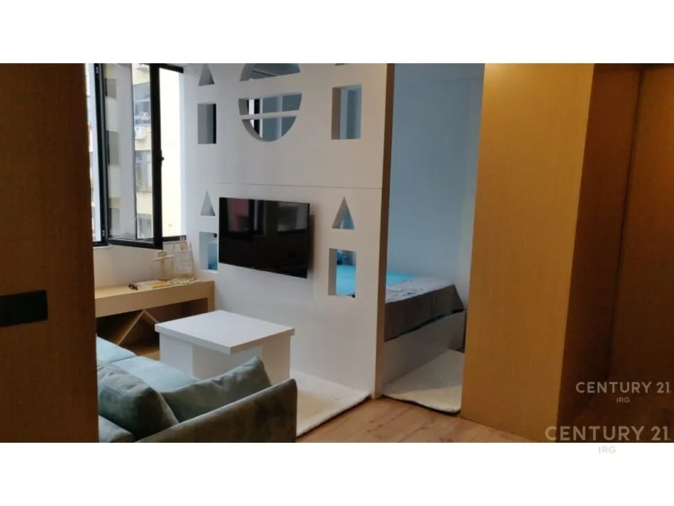 Tirane, jepet me qera garsonier 1+1 Kati 6, 37 m² 450 € (IRG117961)