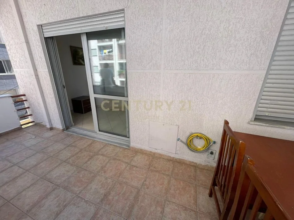 jepet me qera apartament Kati 4, 70 m² 380 € (plazh iliria)