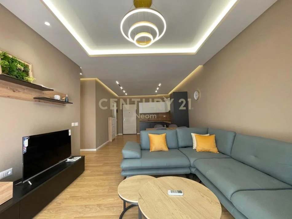 Tirane, jepet me qera apartament 2+1+Aneks+Ballkon Kati 1, 103 m² 750 € (Neom118113)