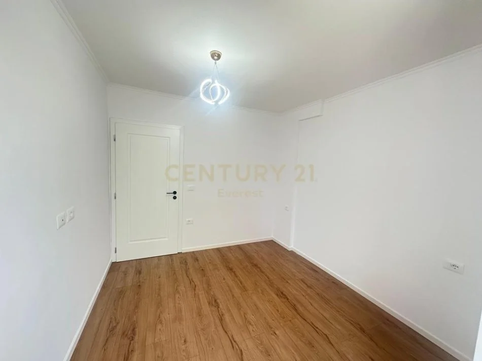 Tirane, shitet apartament 1+1 Kati 3, 42 m² 135.000 € (Myslym Shyr)