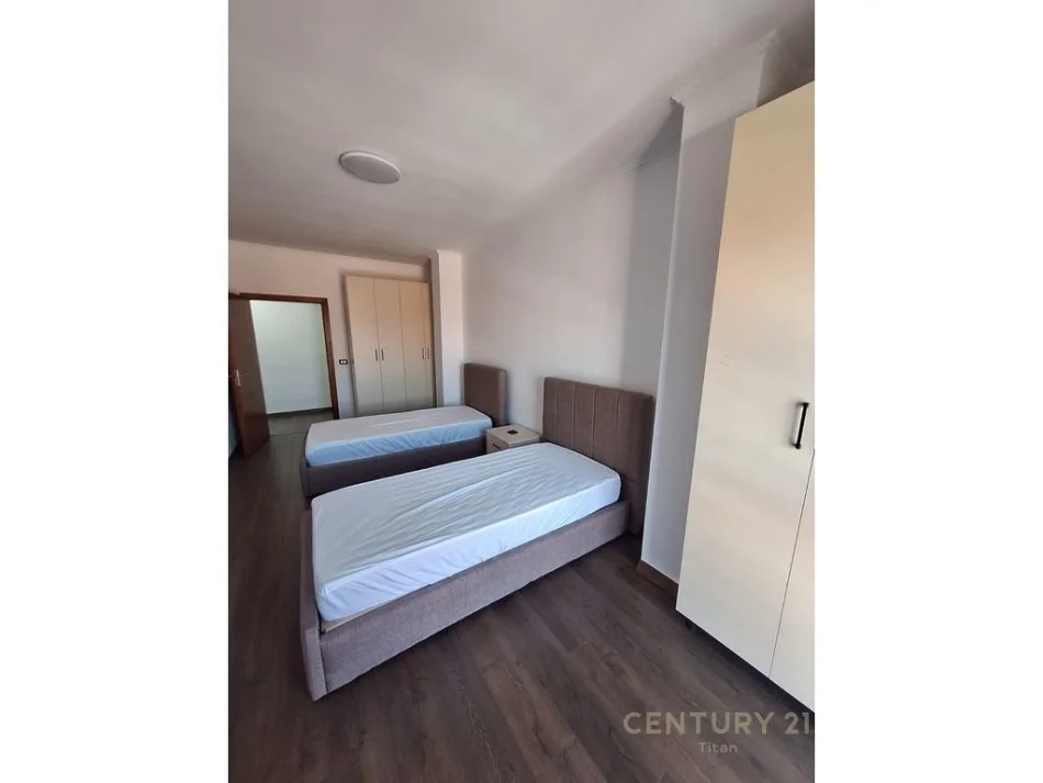 Tirane, shitet apartament 2+1 Kati 5, 120 m² 192.000 € 