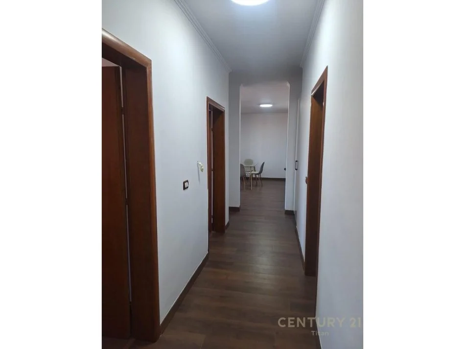Tirane, shitet apartament 2+1 Kati 5, 120 m² 192.000 € 
