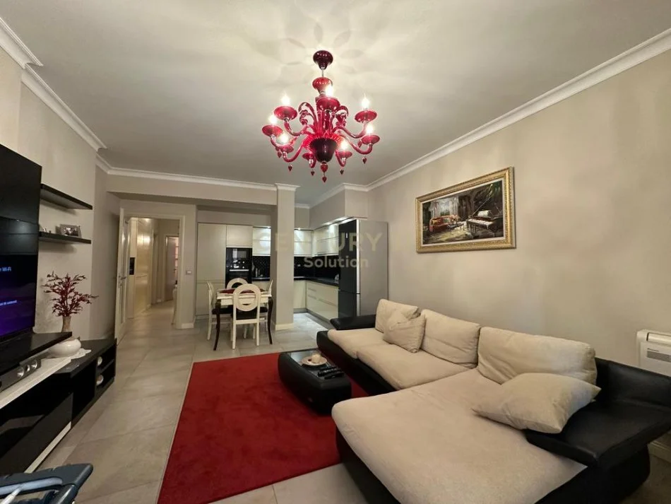 Tirane, shes apartament 2+1 , 120 m² 300.000 € (Komuna e Parisit)