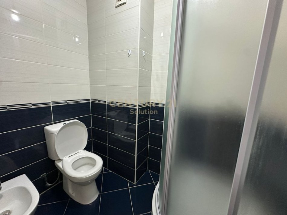 Tirane, shitet apartament 2+1+Ballkon Kati 6, 114 m² 170.000 €