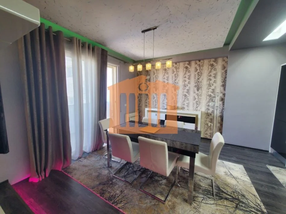 Durres, shitet apartament 1+1+Ballkon Kati 7, 80 m² 130.000 € 