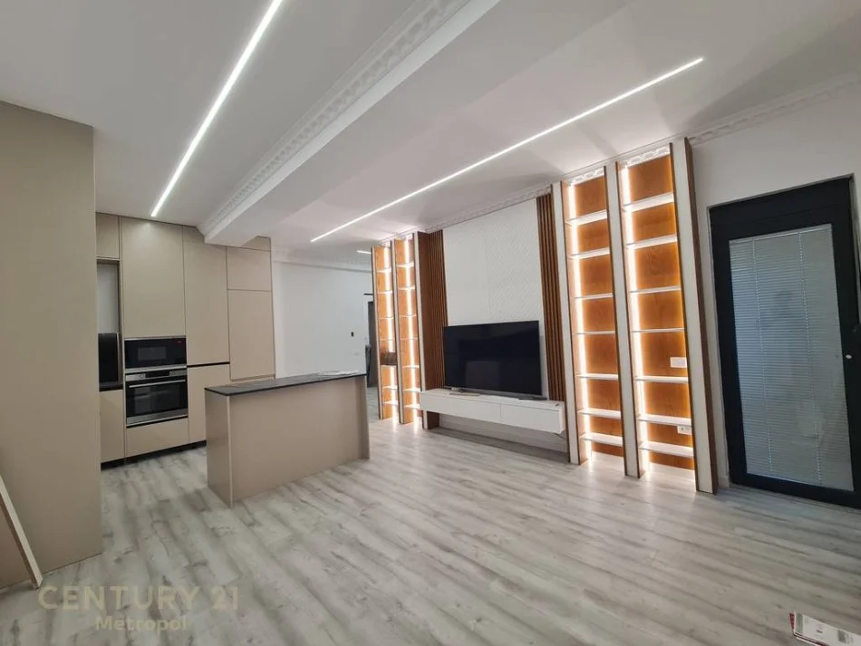 Tirane, jap me qera apartament 2+1+2+POST PARKIMI , 110 m² 1.200 € (LIQENI I THATE)