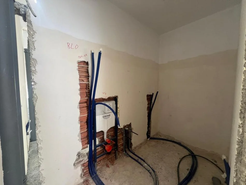 Tirane, shes apartament 2+1+2 , 120 m² 330.000 € (Kika 2, Komuna e Parisit)