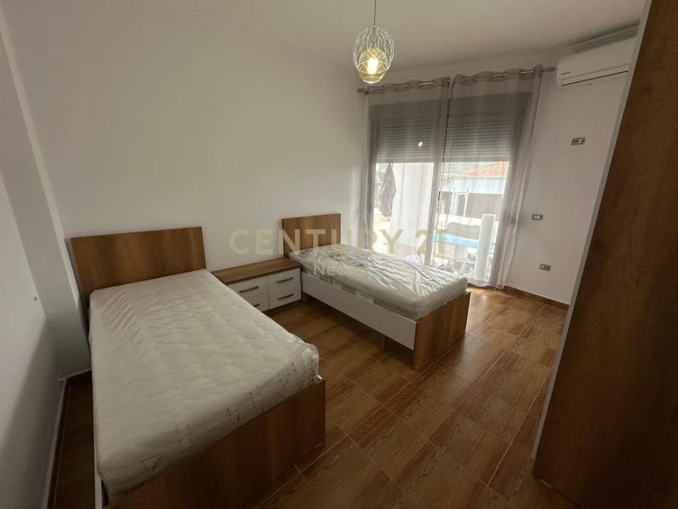 Tirane, jepet me qera apartament 3+1+Aneks+Ballkon Kati 3, 103 m² 700 € (Neom118922)