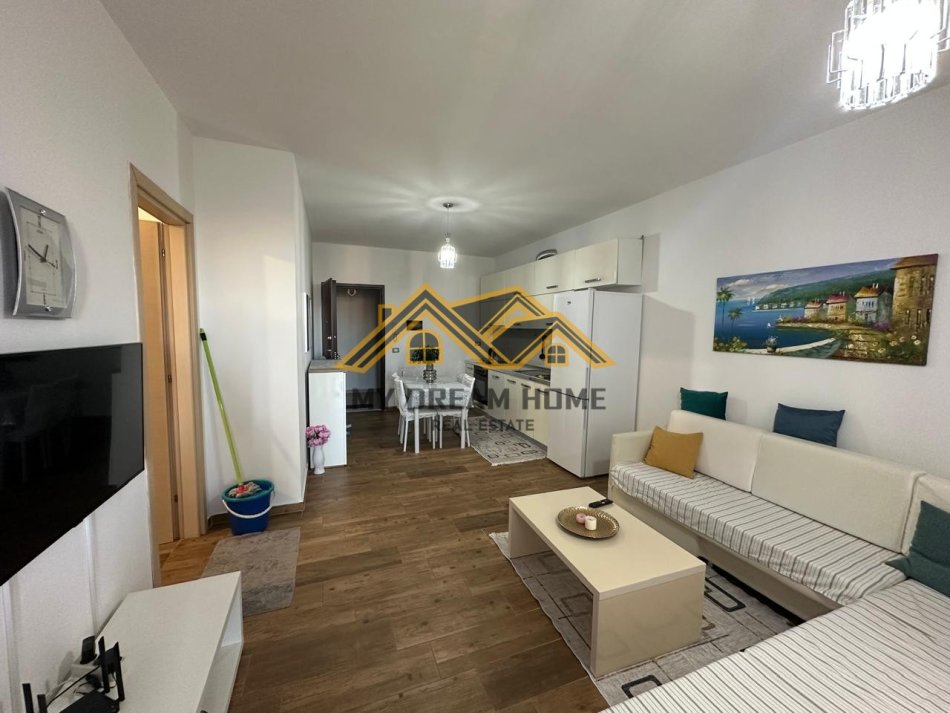 Durres, jepet me qera apartament 1+1 Kati 7, 65 m² 350 € (PLEPA DURRES)