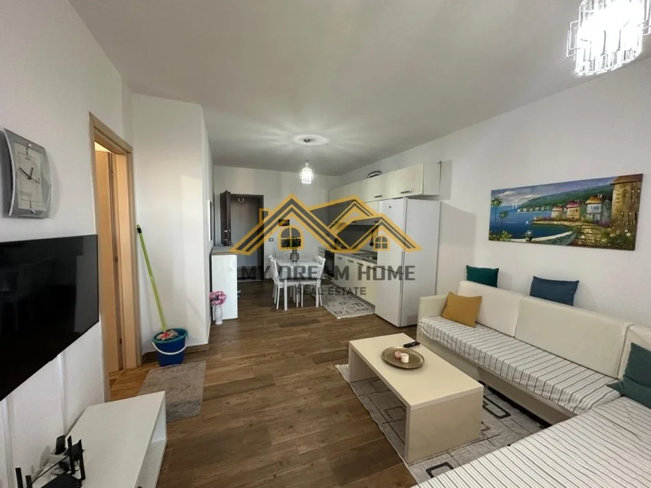 Durres, jepet me qera apartament 1+1 Kati 7, 65 m² 350 € (PLEPA DURRES)