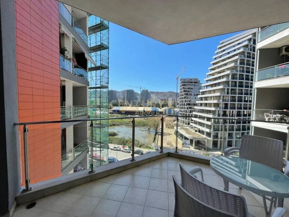 Tirane, jepet me qera apartament 2+1 Kati 3, 97 m² 1.400 € (Rruga "Marko Bocari" Tirana Albania)