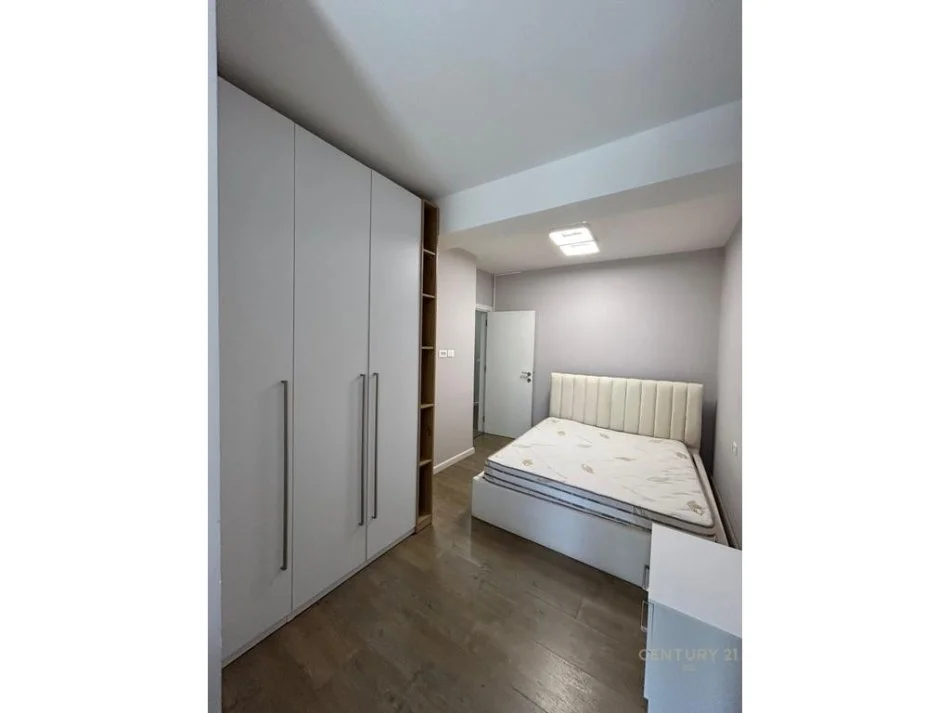 Tirane, jap me qera apartament 2+1 , 110 m² 1.200 € (KODRA E DIELLIT)