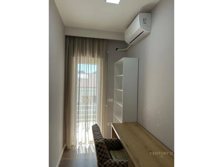 Tirane, jap me qera apartament 2+1 , 110 m² 1.200 € (KODRA E DIELLIT)