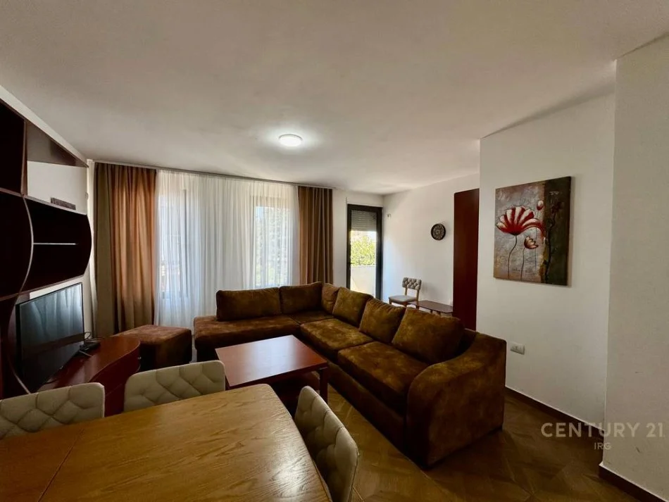 Tirane, jepet me qera apartament Kati 2, 123 m² 650 € 