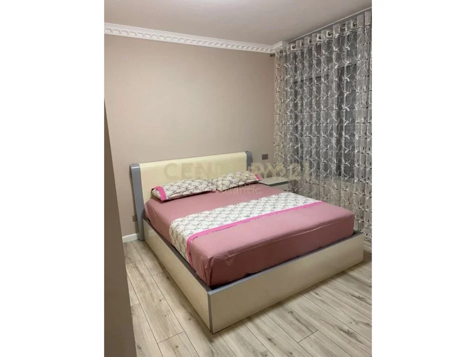 Durres, jepet me qera apartament 1+1 Kati 2, 70 m² 400 € (PLAZH RROTA KUQE)