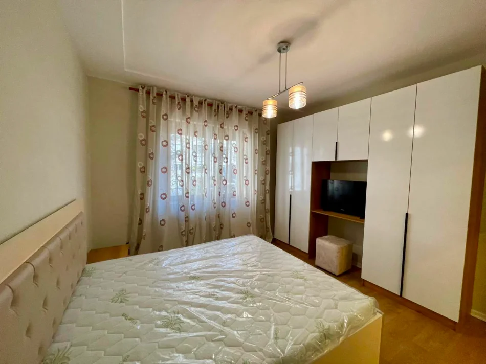 Tirane, shitet apartament 2+1 , 74 m² 145.000 € (Ali Demi)