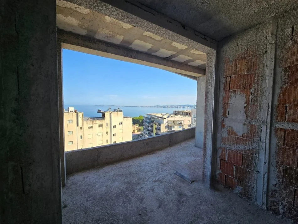 Vlore, shitet apartament 1+1 Kati 3, 72 m² 180.000 € (UJI I FTOHTE VLORE)