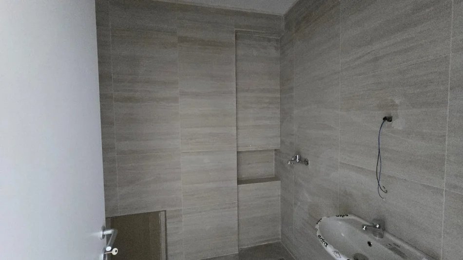 Tirane, shitet apartament 2+1+Ballkon Kati 2, 111 m² 192.000 € 