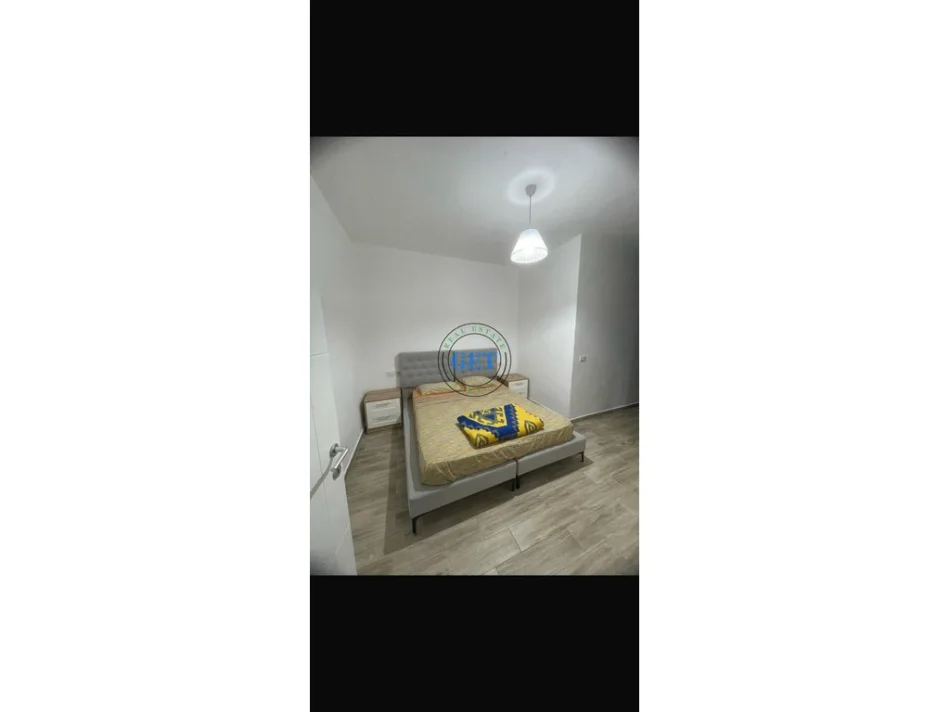 Durres, jepet me qera apartament 2+1 Kati 1, 102 m² 450 € 