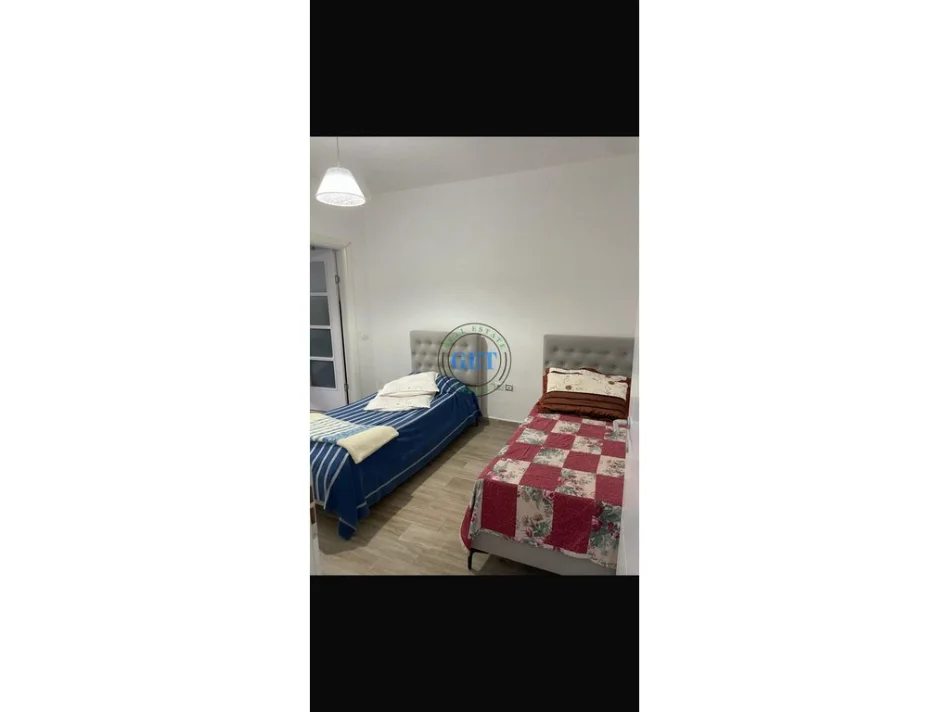 Durres, jepet me qera apartament 2+1 Kati 1, 102 m² 450 € 