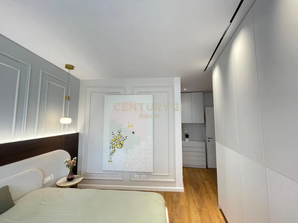 Tirane, jepet me qera apartament 2+1 Kati 5, 103 m² 1.900 € 