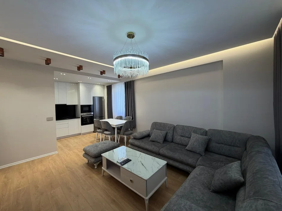 Tirane, jepet me qera apartament 2+1 , 108 m² 1350 € (Liqeni i Thate)