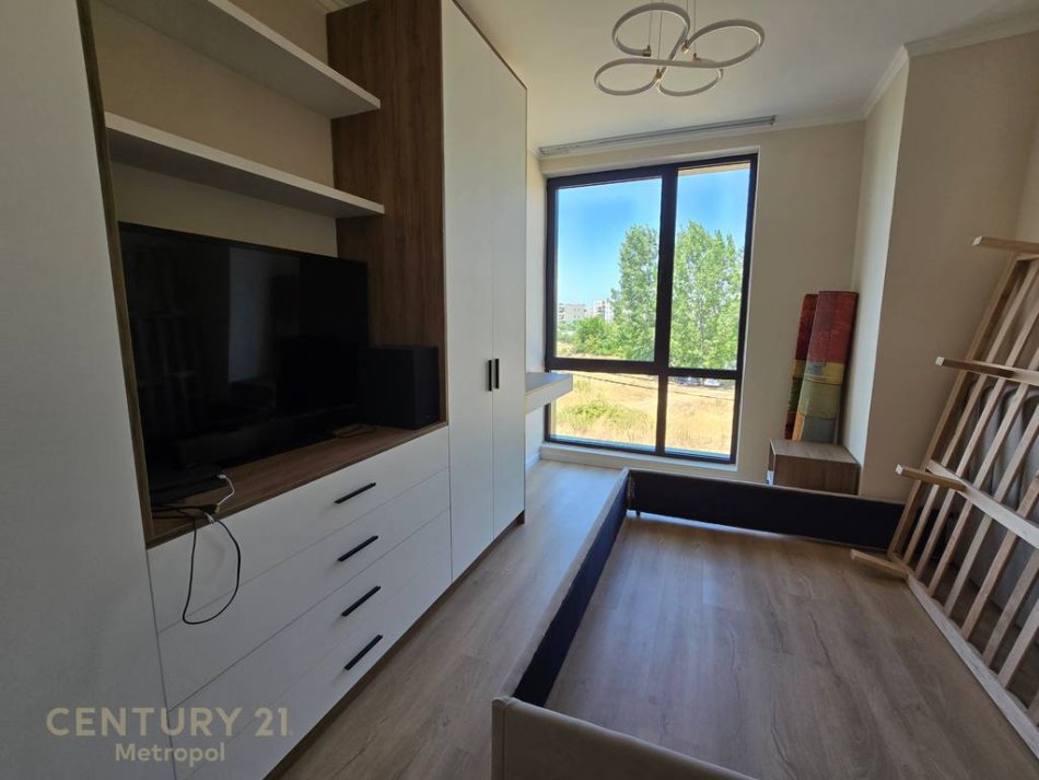 Tirane, jepet me qera apartament 1+1 Kati 2, 53 m² 480 € (Bulevadi i Ri)