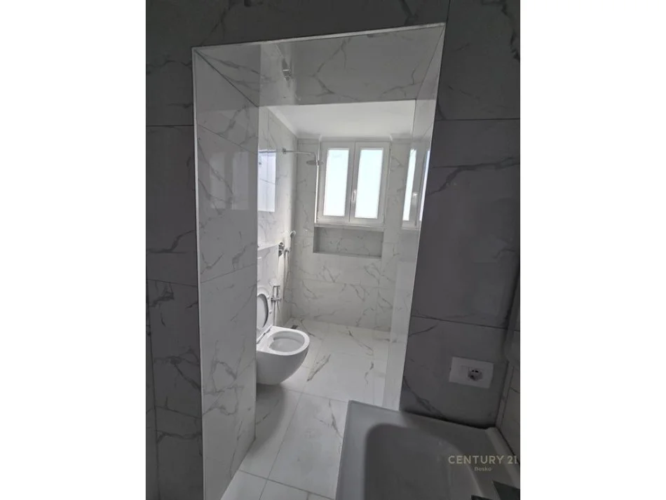 Tirane, shitet apartament 2+1 Kati 5, 55 m² 128.000 € 