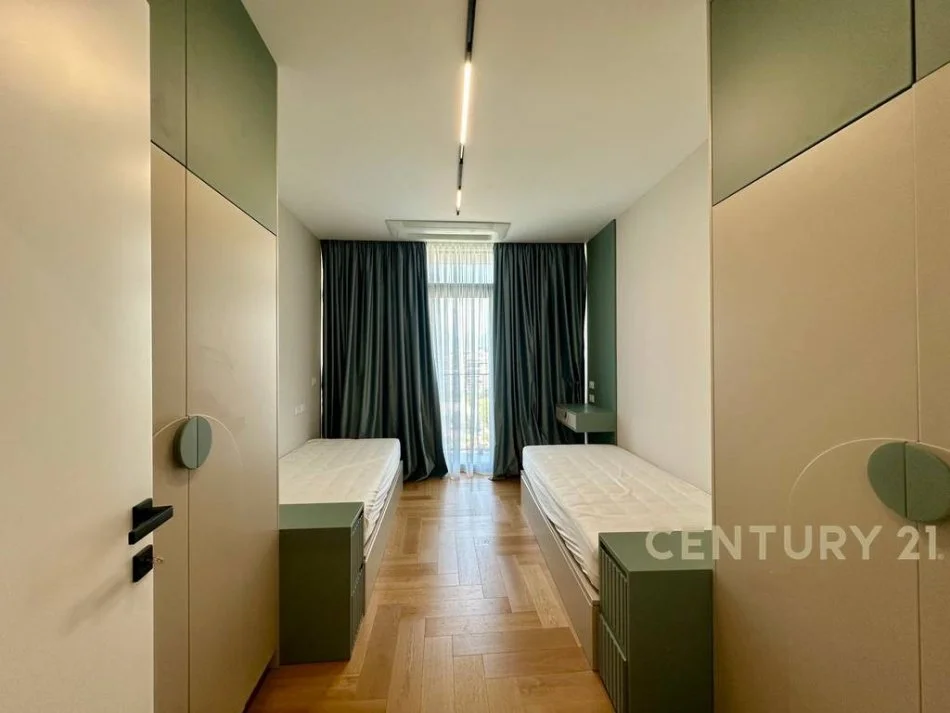 Tirane, jepet me qera apartament 2+1 Kati 6, 117 m² 2.000 € (rezidenca lake view residence)