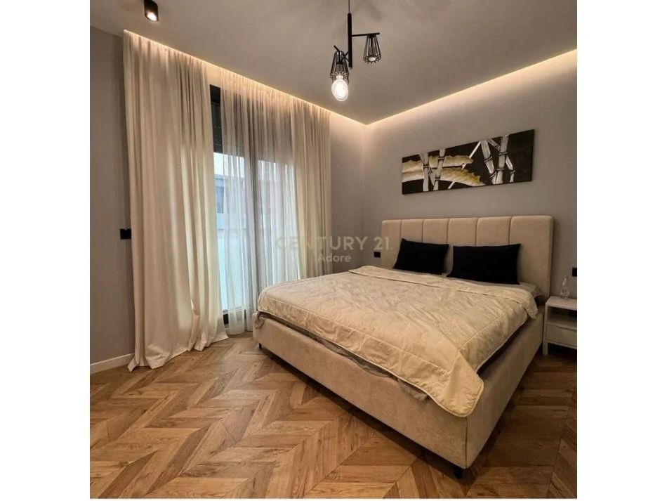 Tirane, jepet me qera apartament 2+1 Kati 3, 97 m² 1.500 € (TEG Tirana Albania)