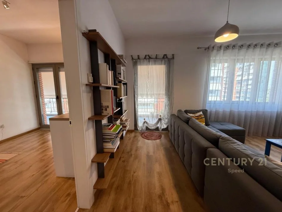 Tirane, jepet me qera apartament 2+1 Kati 5, 133 m² 1.300 € (Kompleksi Deliorgji)