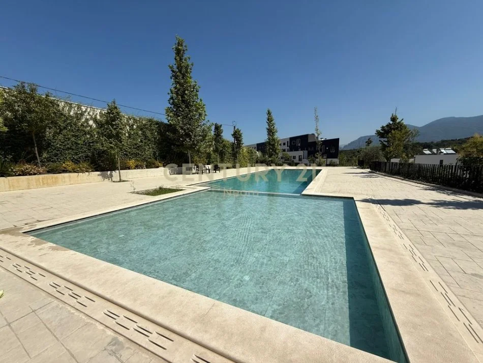 Tirane, jepet me qera apartament 3+1+Aneks+Ballkon Kati 0, 127 m² 1.700 € (Neom120063)