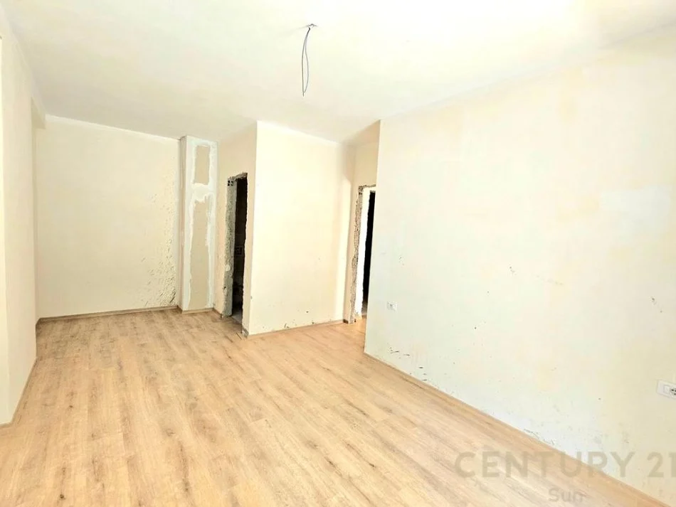 Tirane, shitet apartament 2+1 Kati 4, 123 m² 200.000 € (Rruga e Elbasanit)