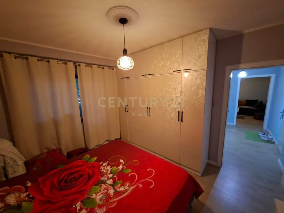 Shkoder, shitet apartament 1+1 Kati 2, 50 m² 67.500 € (stacioni i trenit)