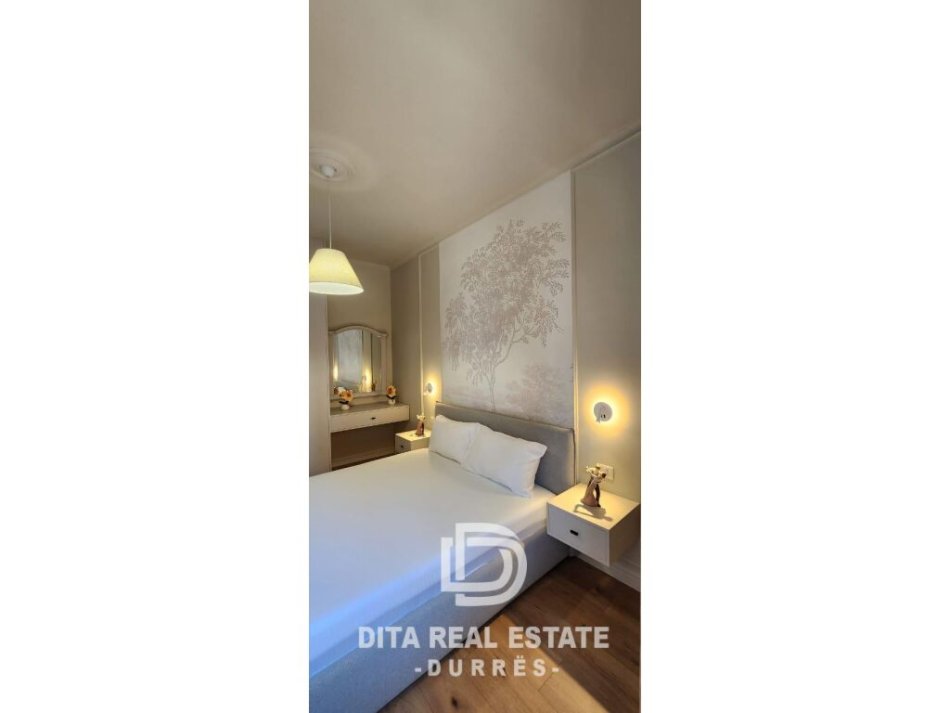 Durres Plazh, shitet apartament 1+1+Ballkon Kati 5, 60 m² (Pavaresia)