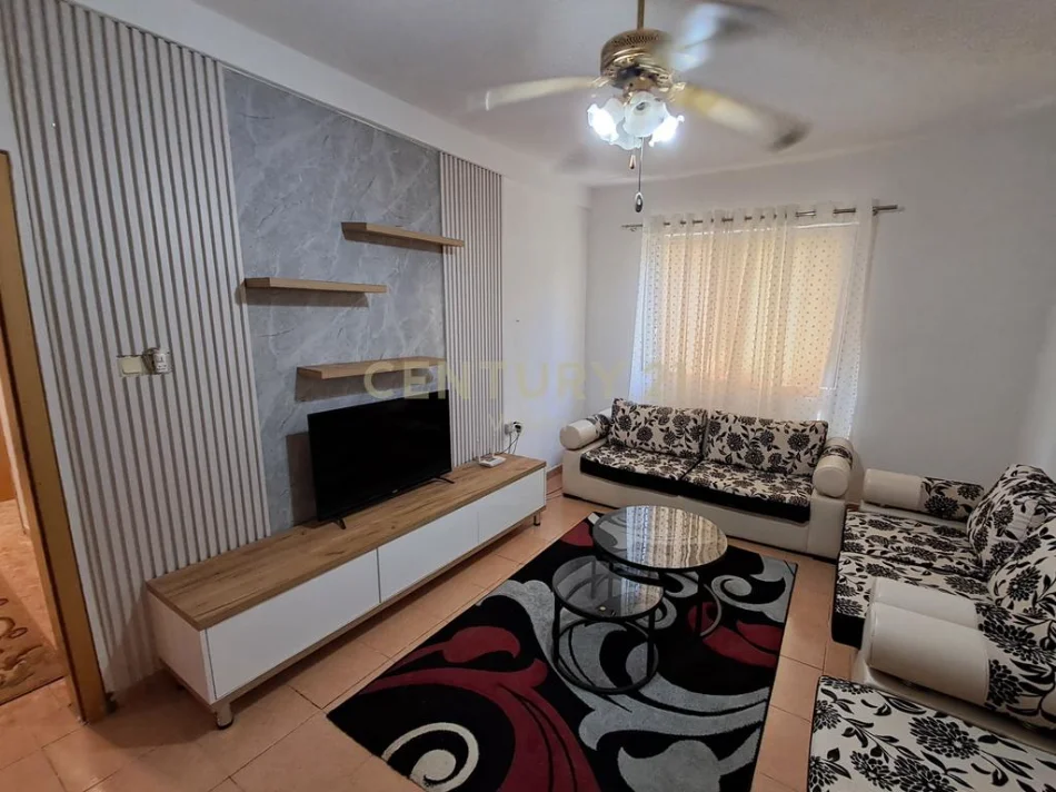 Shkoder, shitet apartament 1+1 Kati 1, 52 m² 60.000 € (dergut)