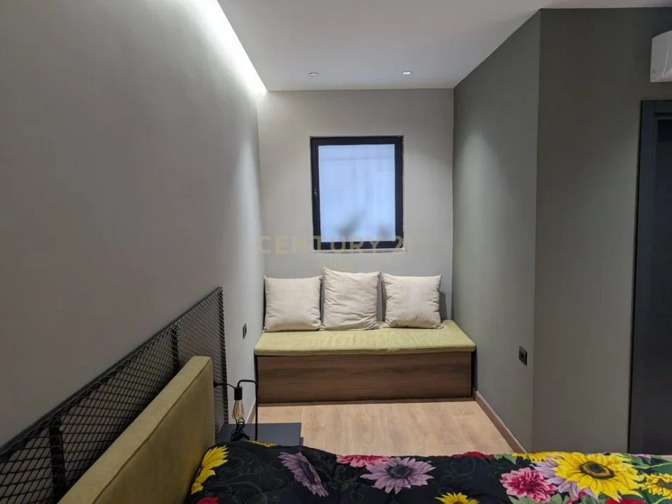 Tirane, jepet me qera apartament 1+1 Kati 1, 56 m² 700 € (Myslym Shyri)