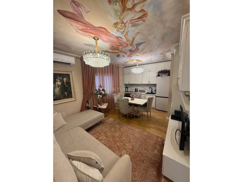 Tirane, jepet me qera apartament 1+1 Kati 9, 73 m² 1.400 € (Myslym Shyri)