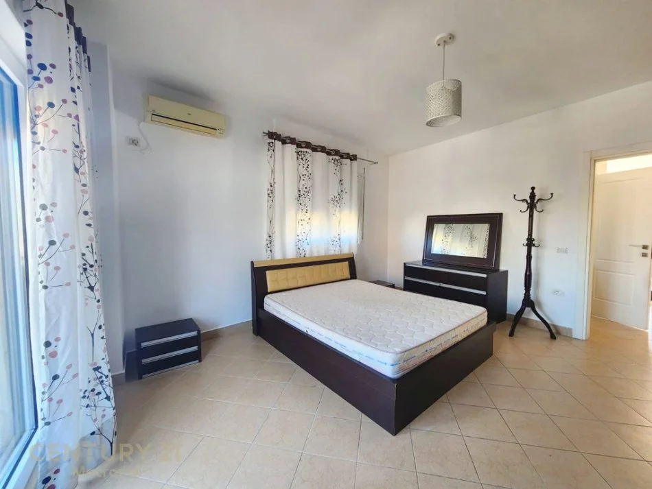 Tirane, jepet me qera 1+1+Ballkon Kati 5, 80 m² 400 € 