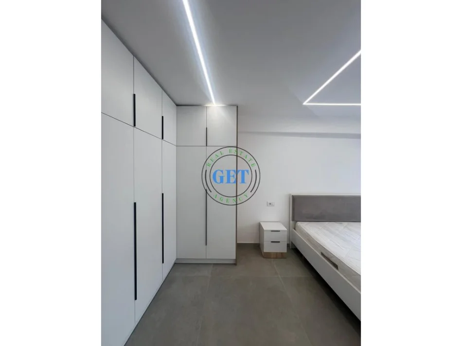 Durres, shitet apartament 2+1 Kati 3, 81 m² 160.000 € (Ish Rajoni)