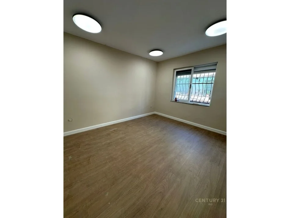 Tirane, shitet apartament Kati 2, 109 m² 268.000 € 
