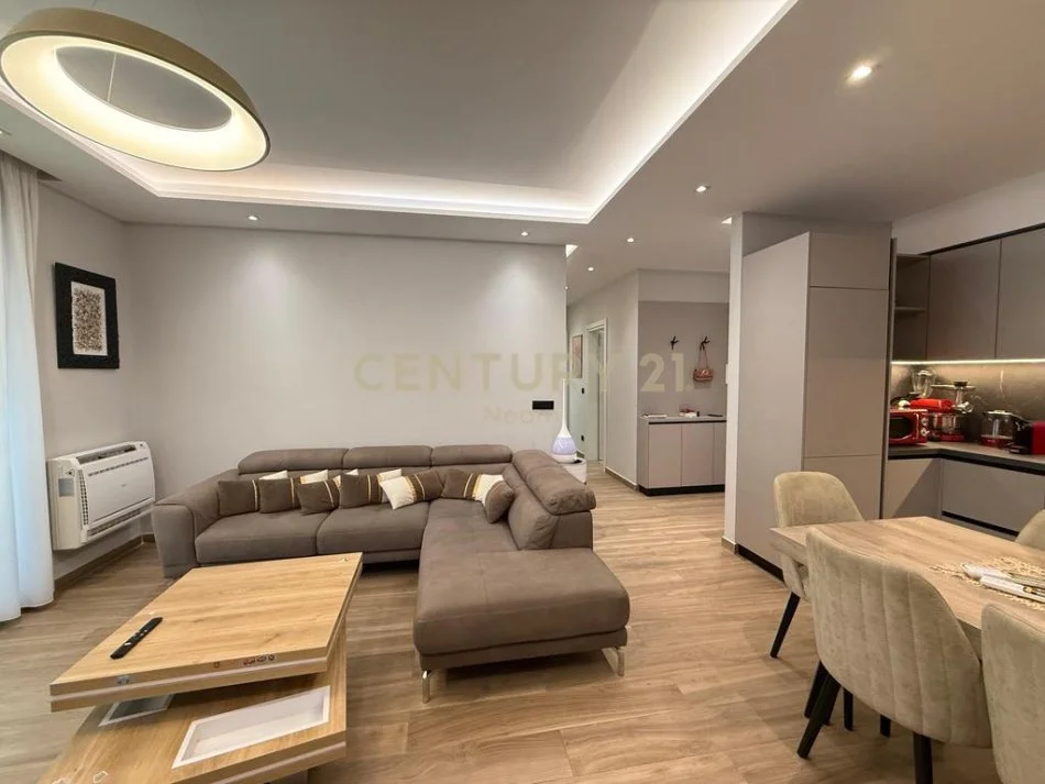 Tirane, jepet me qera apartament 2+1+Aneks+Ballkon Kati 2, 120 m² 1.500 € (Neom121066)